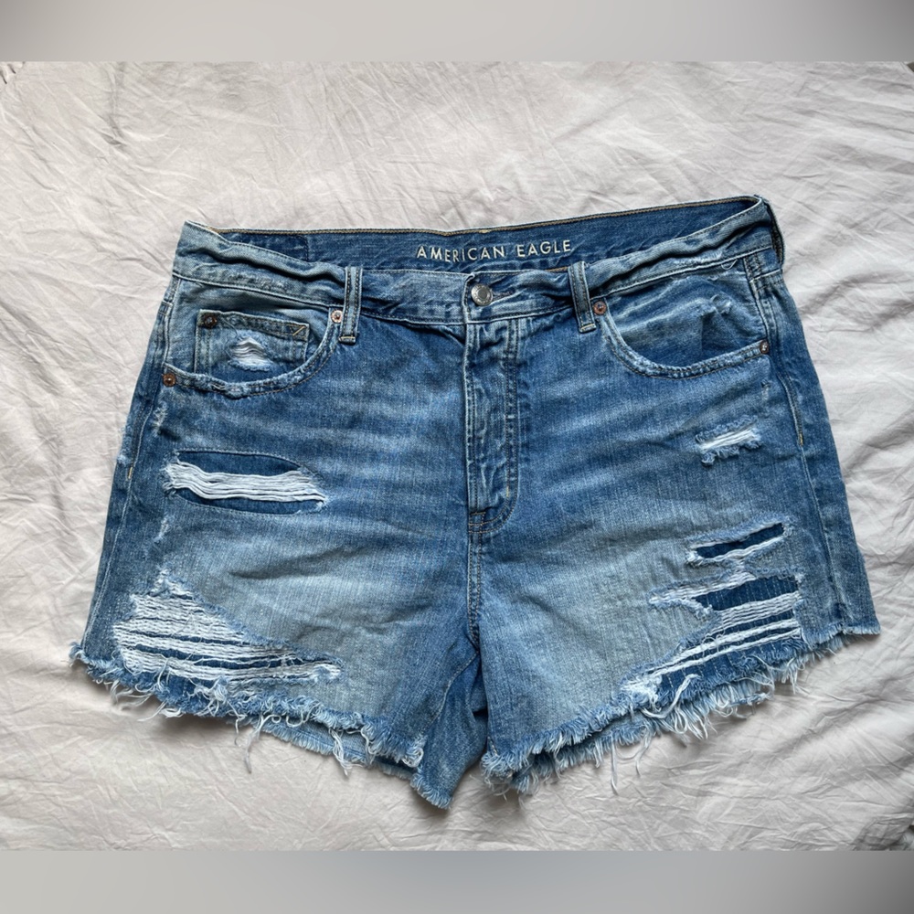 American Eagle Hi-Rise Festival Midi Shorts